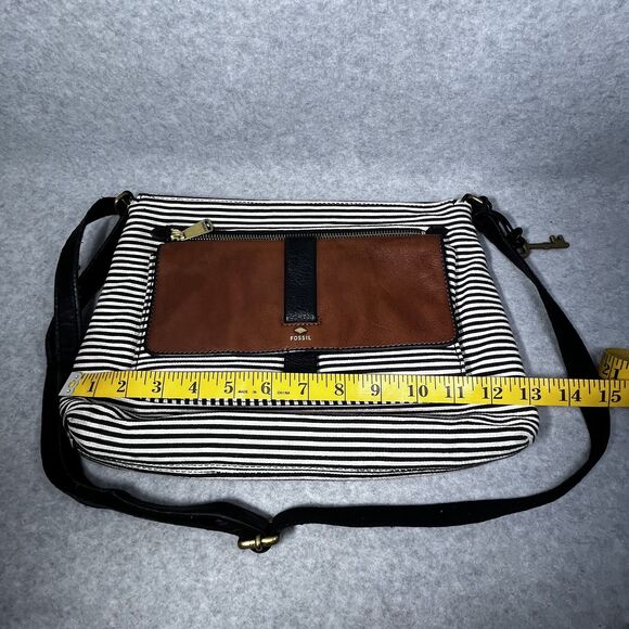 Fossil Crossbody Bag Womens Black White Stripe‎ Canvas Brown Leather Pocket Key - Picture 13 of 16